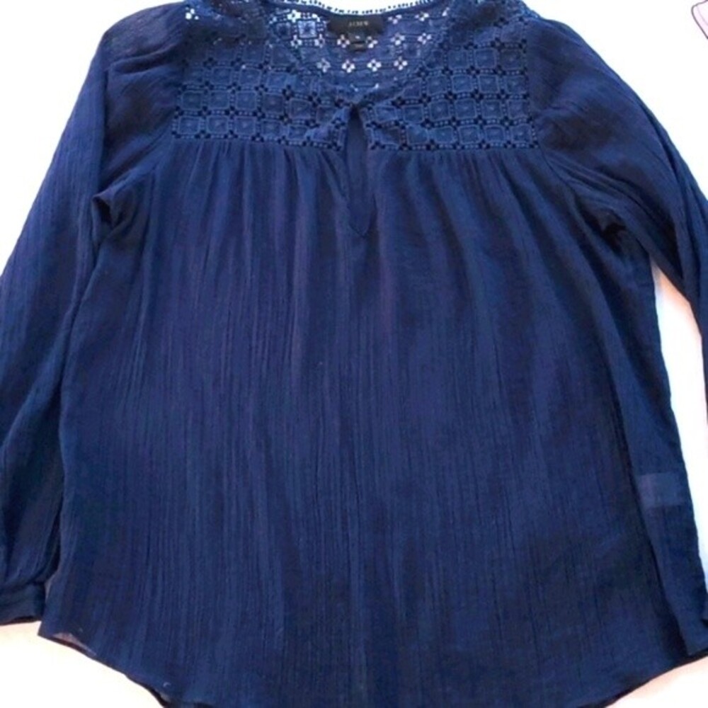 J. CREW NAVY BLUE LIGHTWEIGHT GAUZY COTTON PEASANT TOP LACE SIZE 10